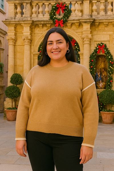 Picture of CURVY GIRL SMART QUALITY SWEATER